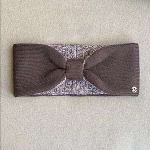 NWOT Lululemon Divinity reversible ear warmer